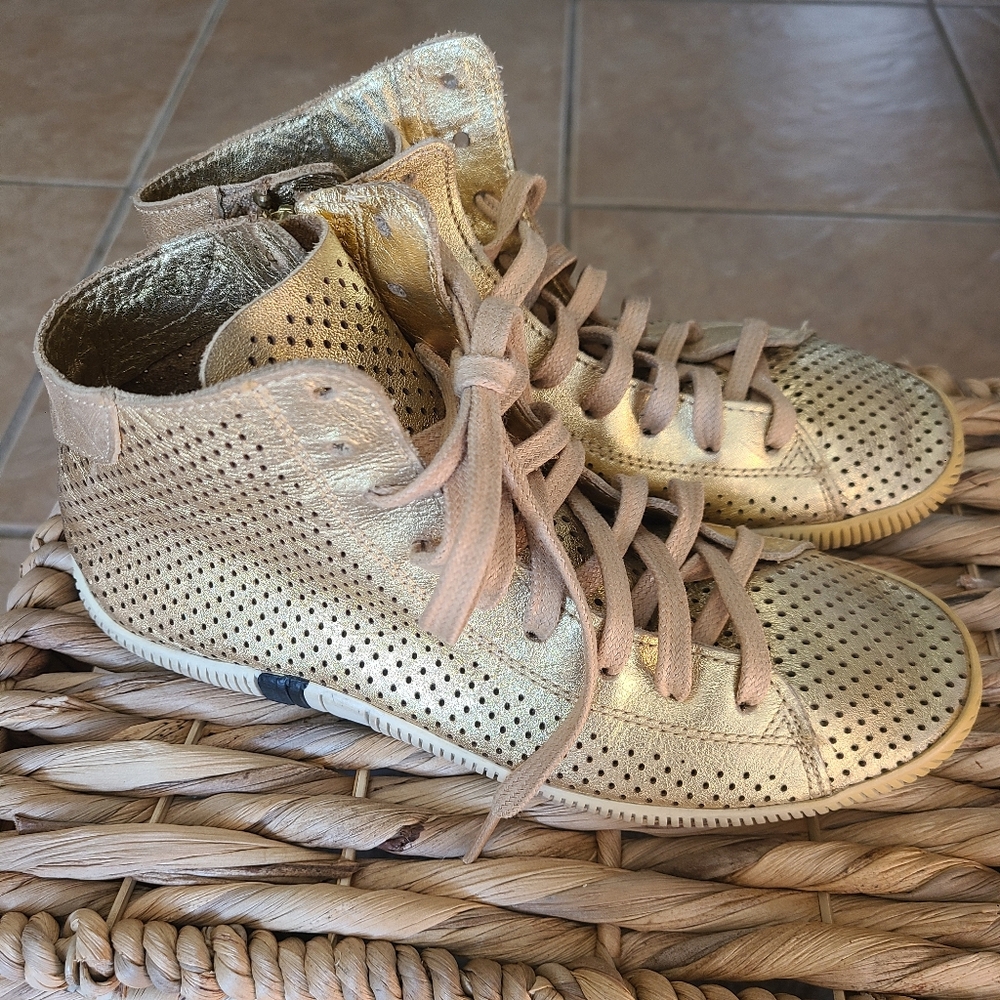 Osklen Women's, Leather, Comfort, Trendy, Gold, Stylish High Top Sneakers Sz 5.5